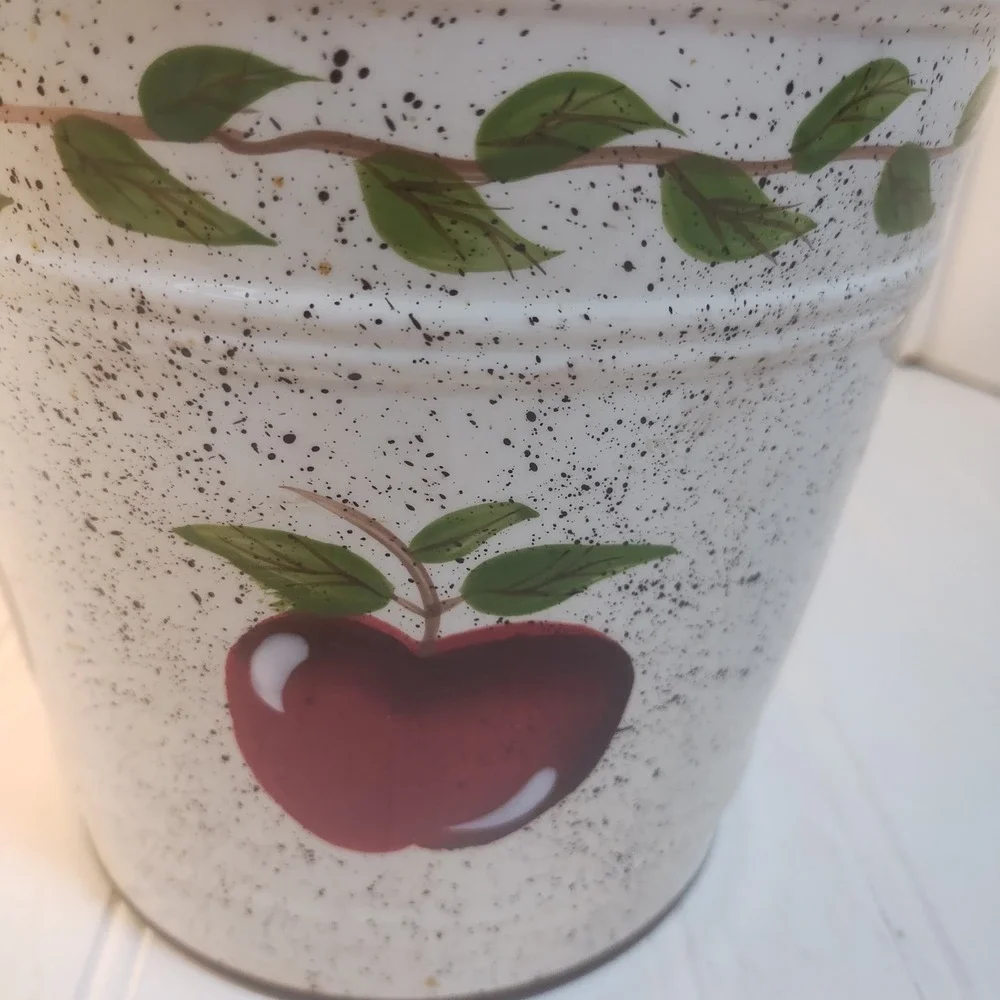 Vintage‎ Young's Apple Ceramic Canister Jar  Heartfelt Kitchen Cottage Farmhouse